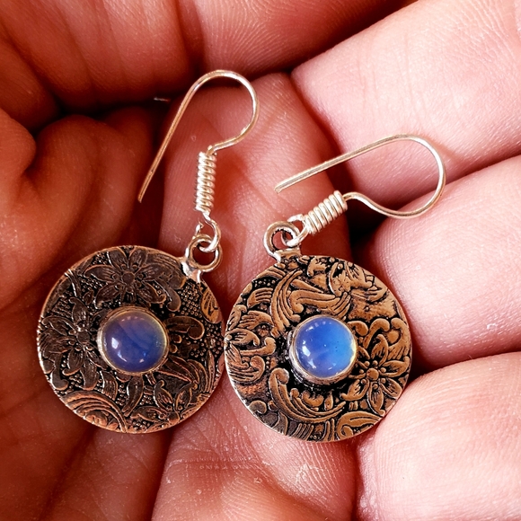 ***$15 Sale*** New Opal Opalite Silver Earrings. - Picture 7 of 12